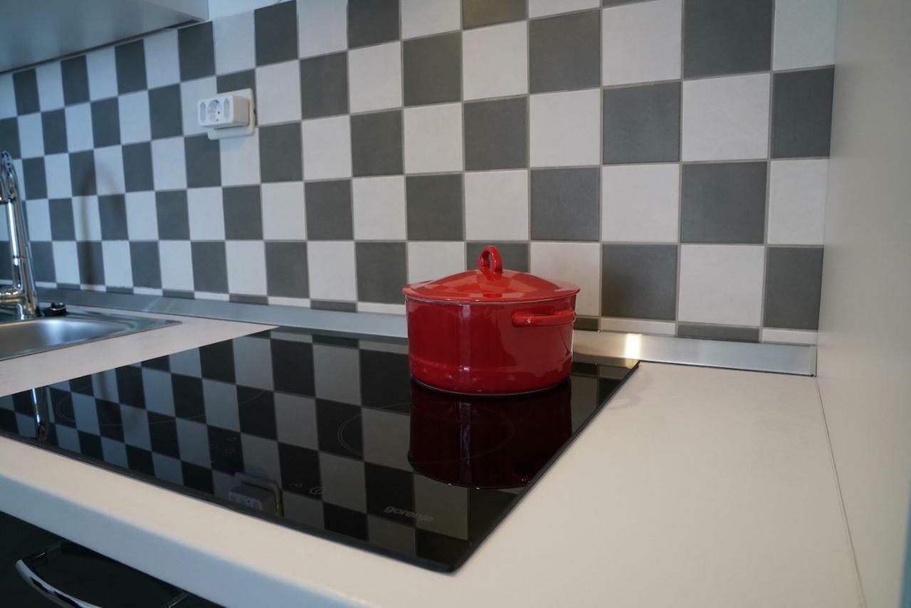 Sesar Apartments Krk - No. 2 Vinko Krk Town Zewnętrze zdjęcie