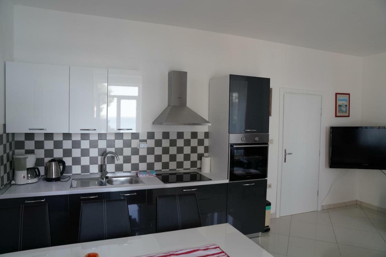 Sesar Apartments Krk - No. 2 Vinko Krk Town Zewnętrze zdjęcie
